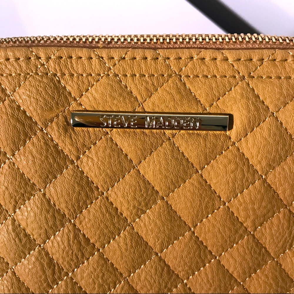 STEVE MADDEN Mustard BMarilyn Quilt Crossbody 🍯👜 - Picture 8 of 8